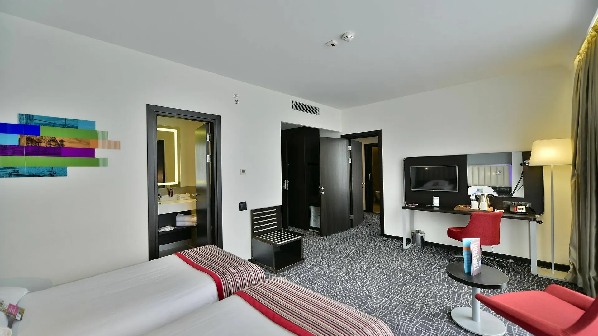Park Inn By Radisson Istanbul Ataturk Airport Hotel
