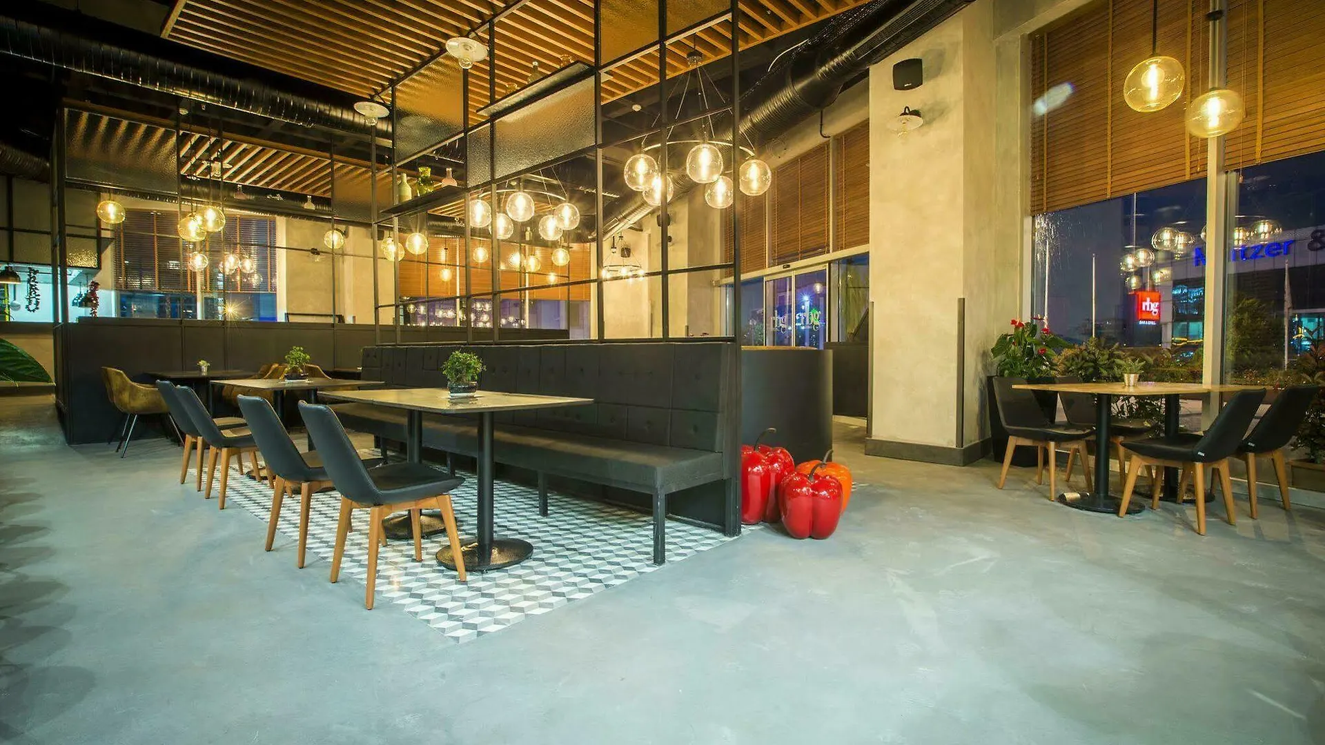 Park Inn By Radisson Istanbul Ataturk Airport 5*,